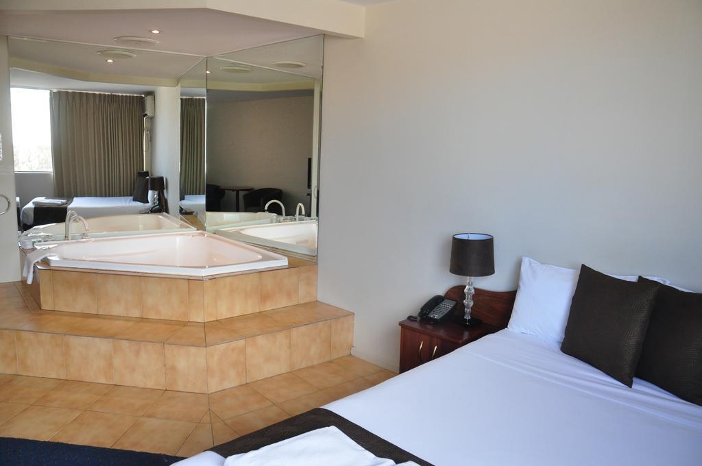 Executive Double Room Spa Bath,299612636:JPEG